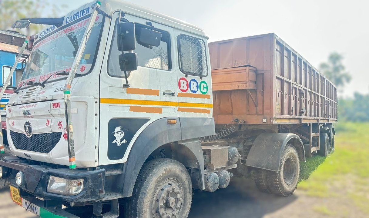 Tata Signa 5530 Box Trailer